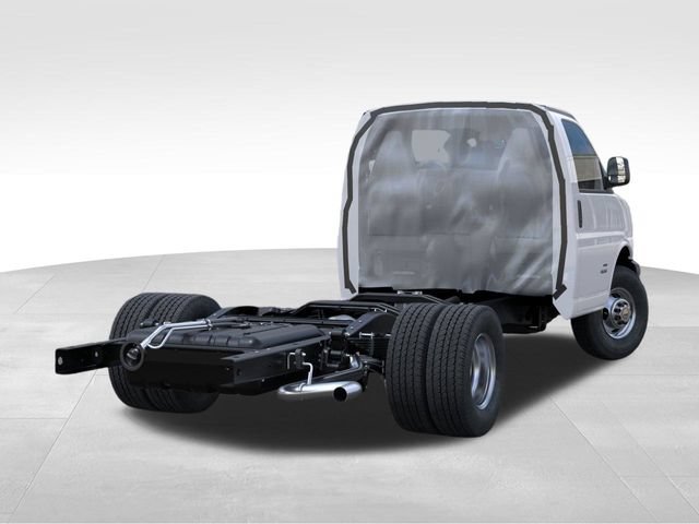 New 2026 Chevrolet Express 3500 w/ Power Convenience Package RWD image 4