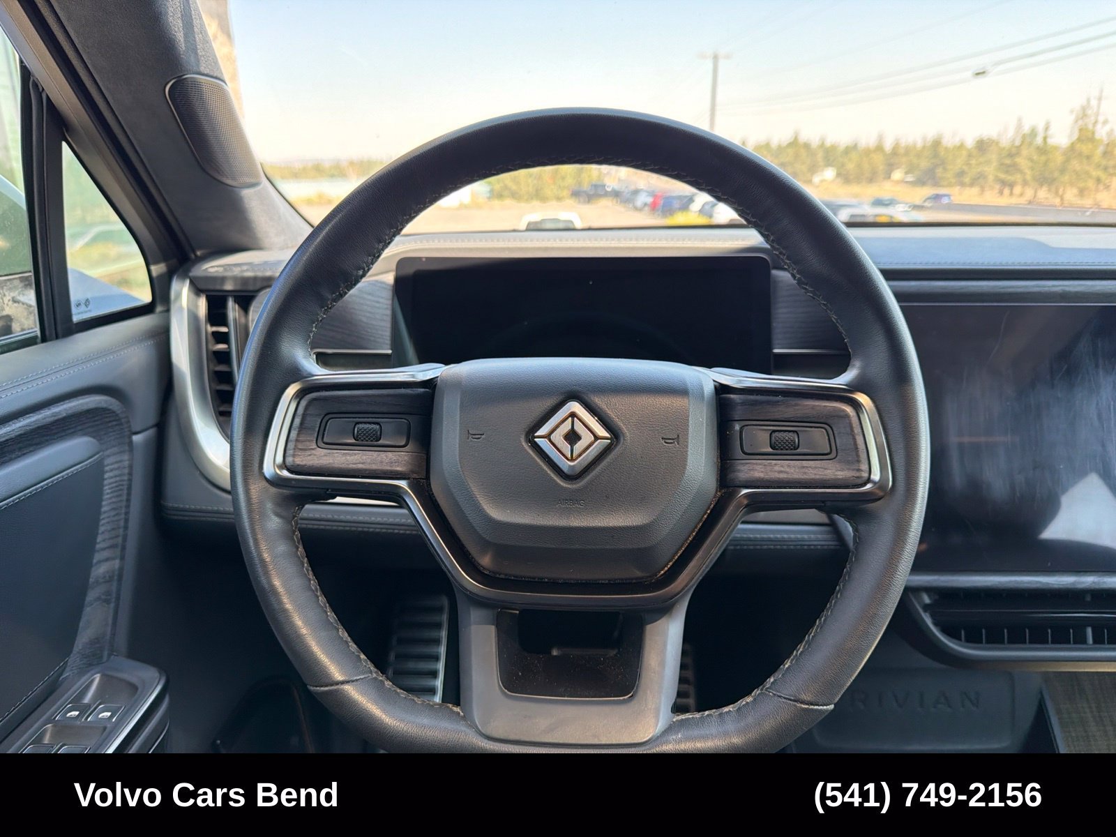 Used 2024 Rivian R1S Adventure Dual AWD/4WD image 11
