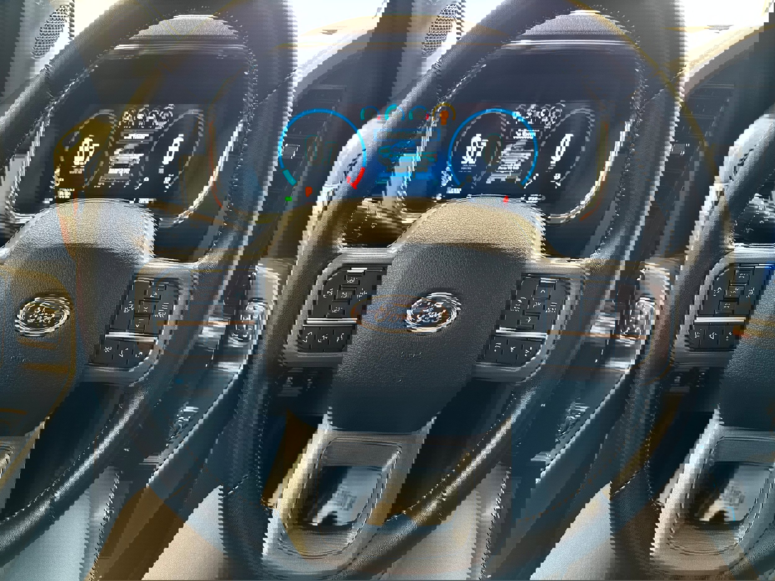 Used 2023 Ford F150 Lariat image 21