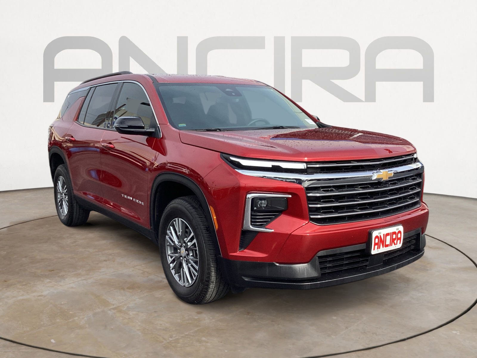 Used 2025 Chevrolet Traverse LT FWD image 7