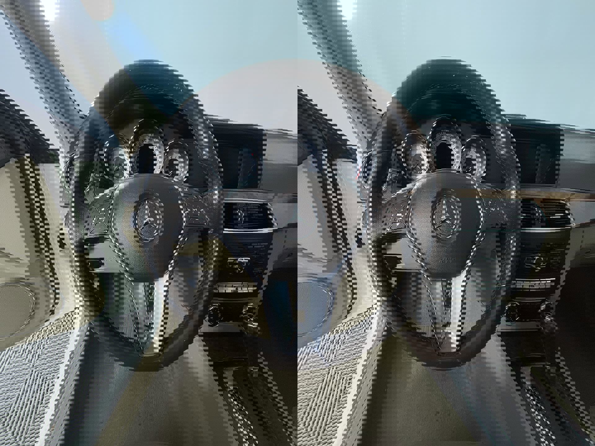 Used 2012 Mercedes-Benz C 300 4MATIC Sedan image 16