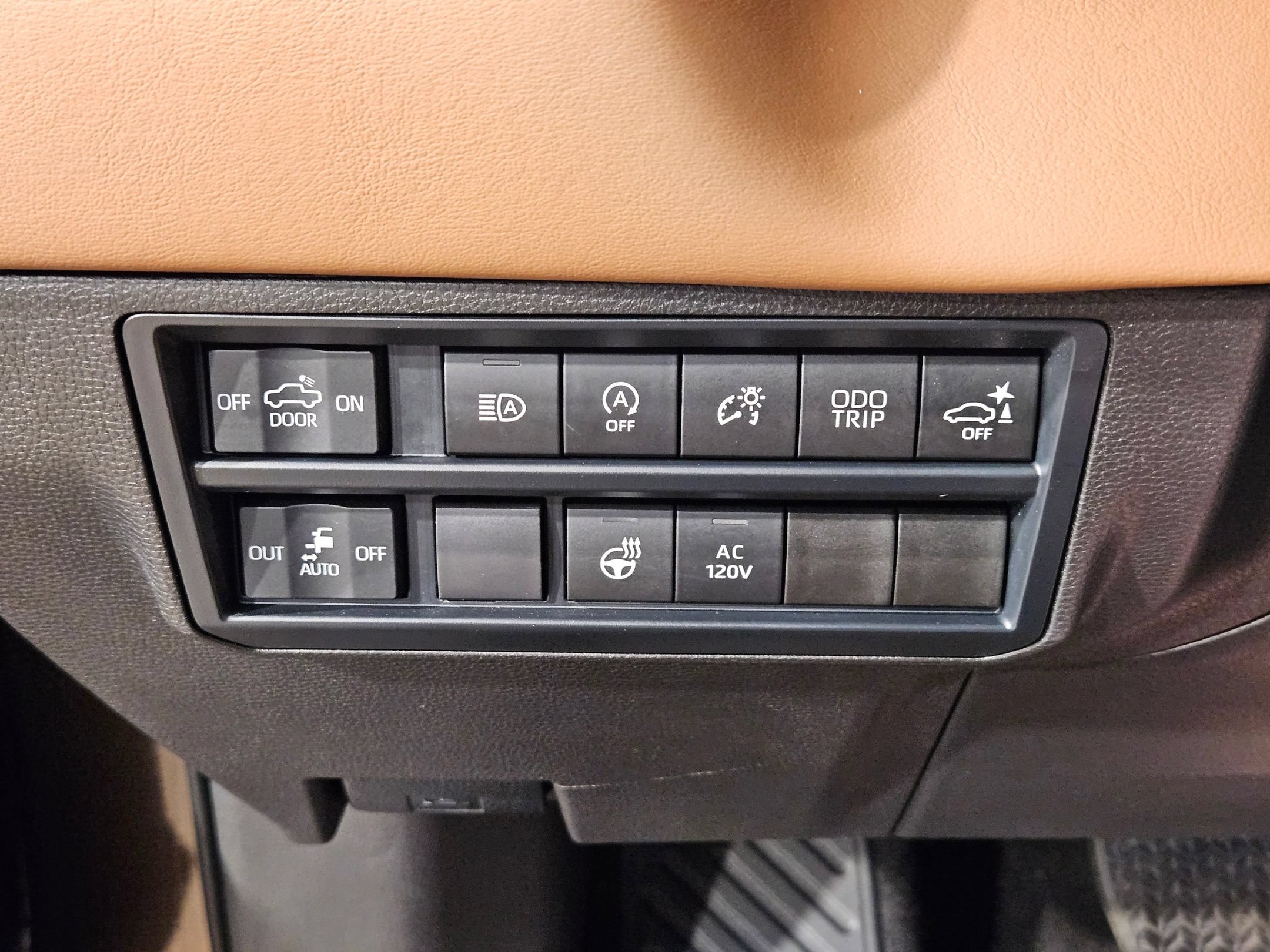 Used 2025 Toyota Tundra 1794 Edition AWD/4WD image 26