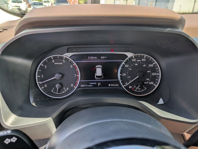 Used 2023 Nissan Rogue SV image 10