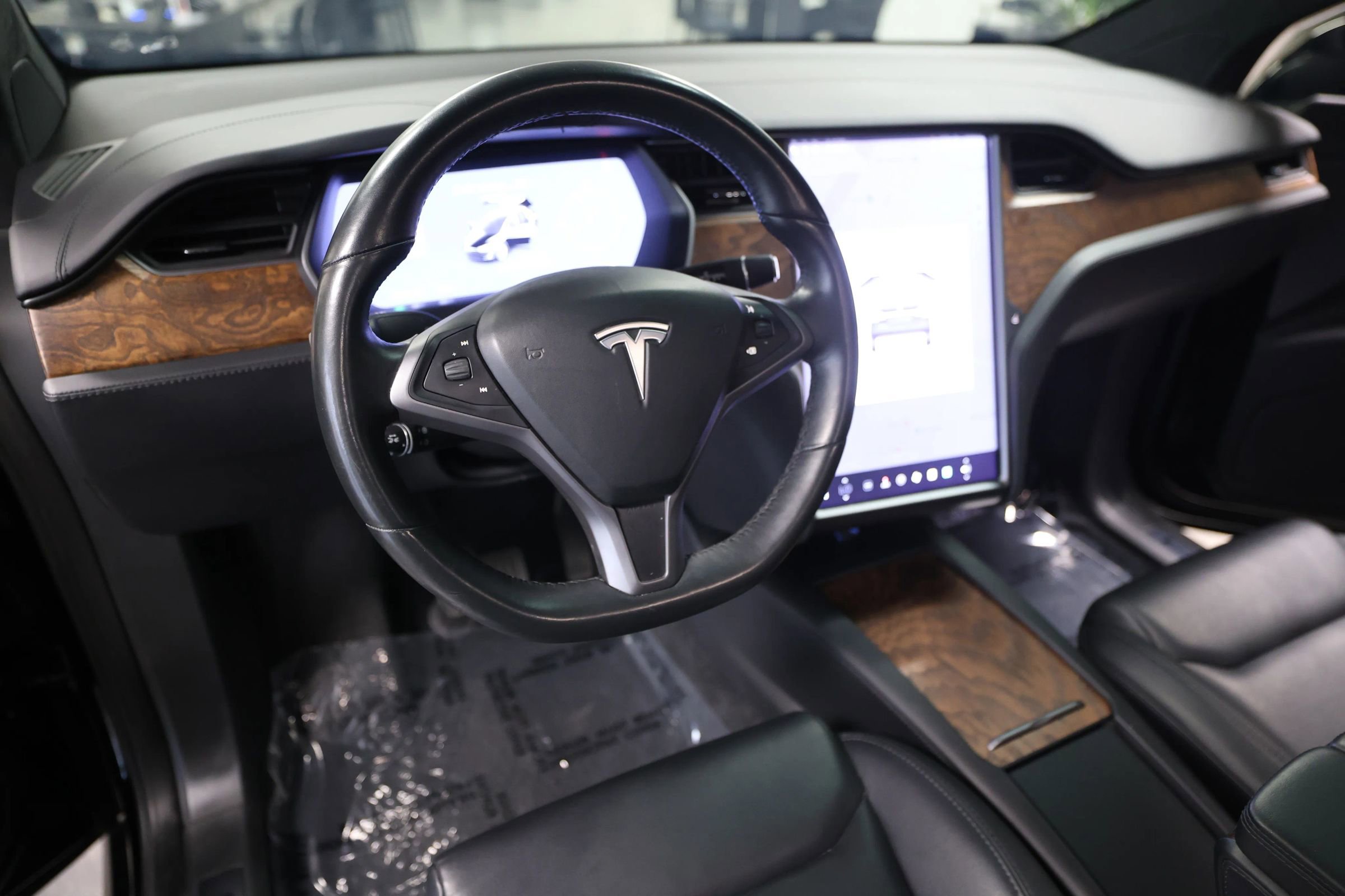 Used 2020 Tesla Model X Long Range image 18