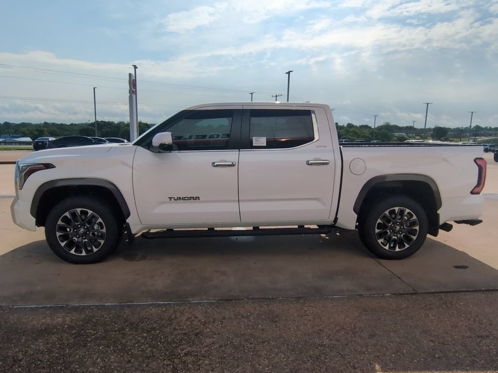 New 2026 Toyota Tundra Limited AWD/4WD image 4