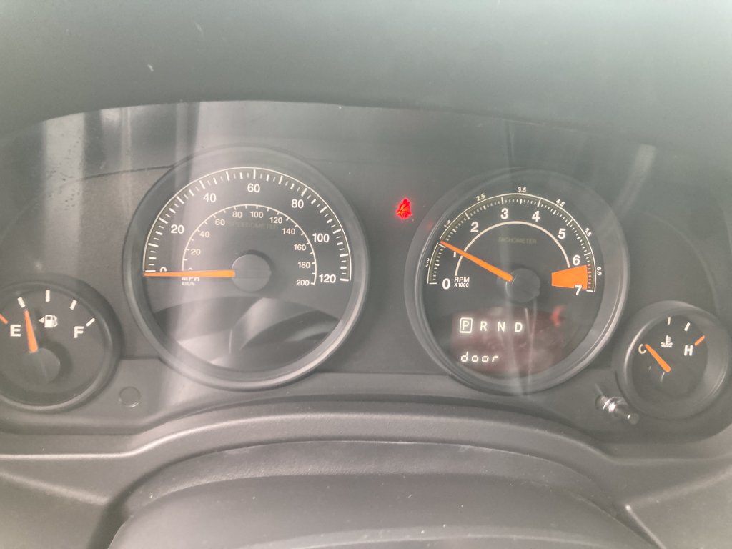 Used 2015 Jeep Patriot High Altitude AWD/4WD image 19