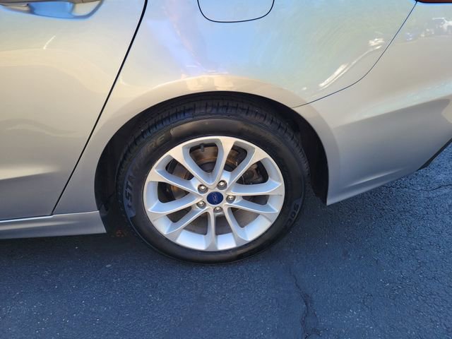 Used 2020 Ford Fusion SE image 21