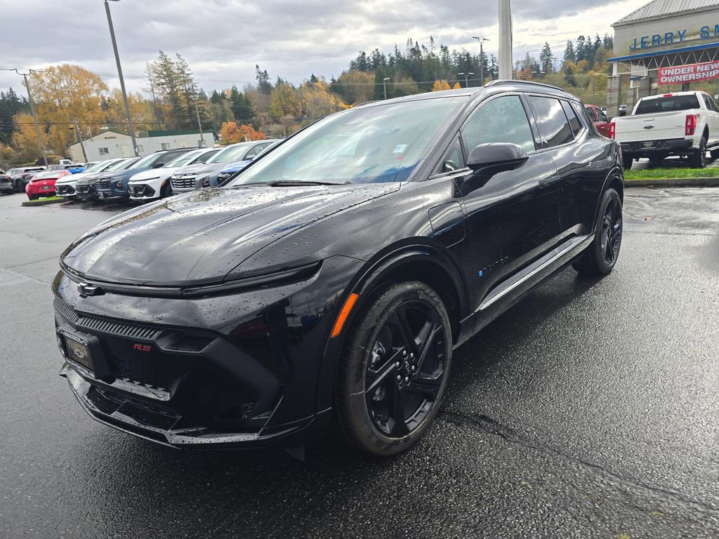 New 2026 Chevrolet Equinox EV RS image 8