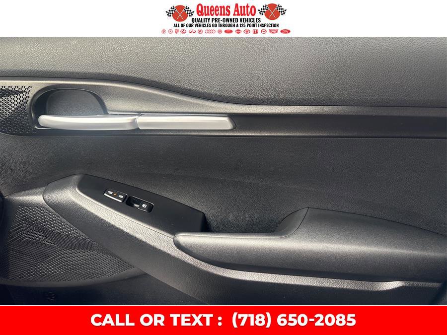 Used 2024 Kia Seltos LX AWD/4WD image 22