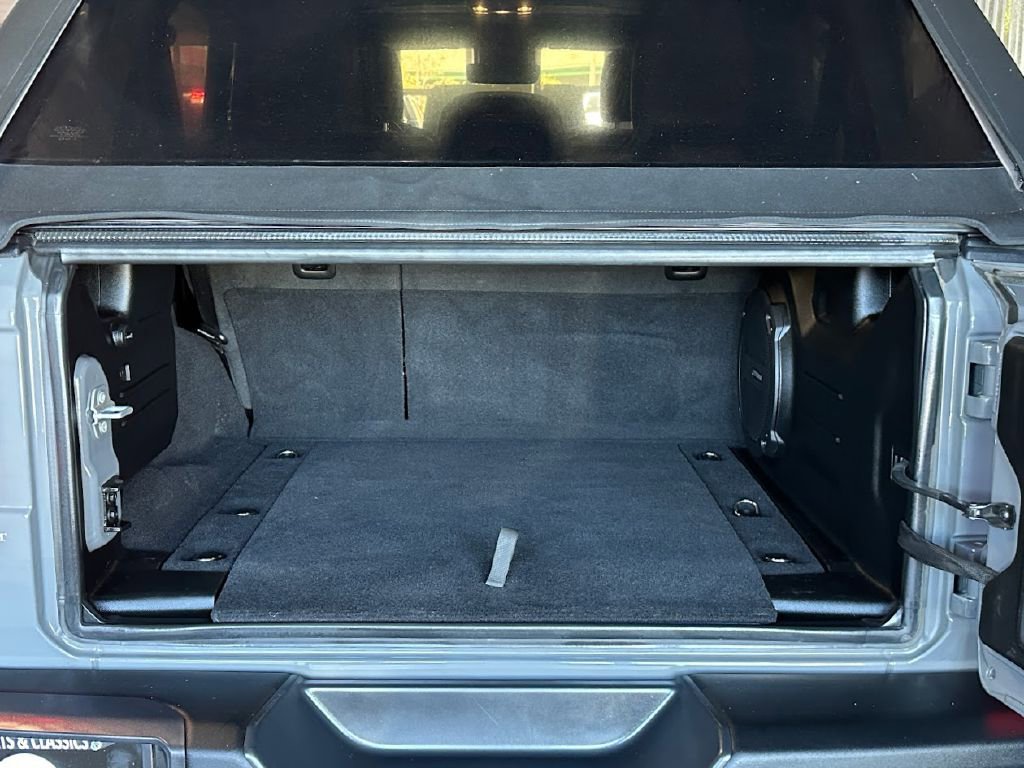 Used 2020 Jeep Wrangler Unlimited Rubicon w/ Advanced Safety Group image 28