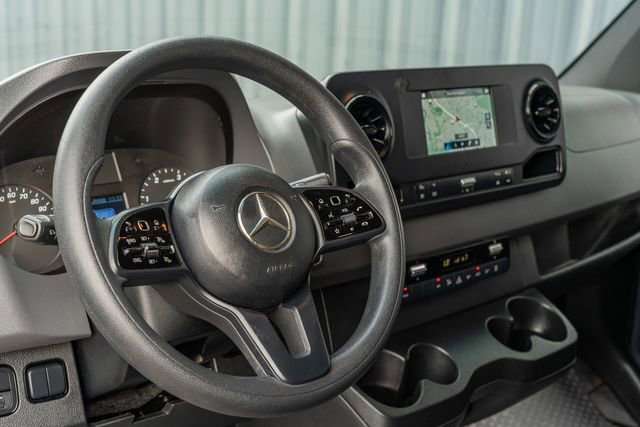 Used 2019 Mercedes-Benz Sprinter 2500 image 24