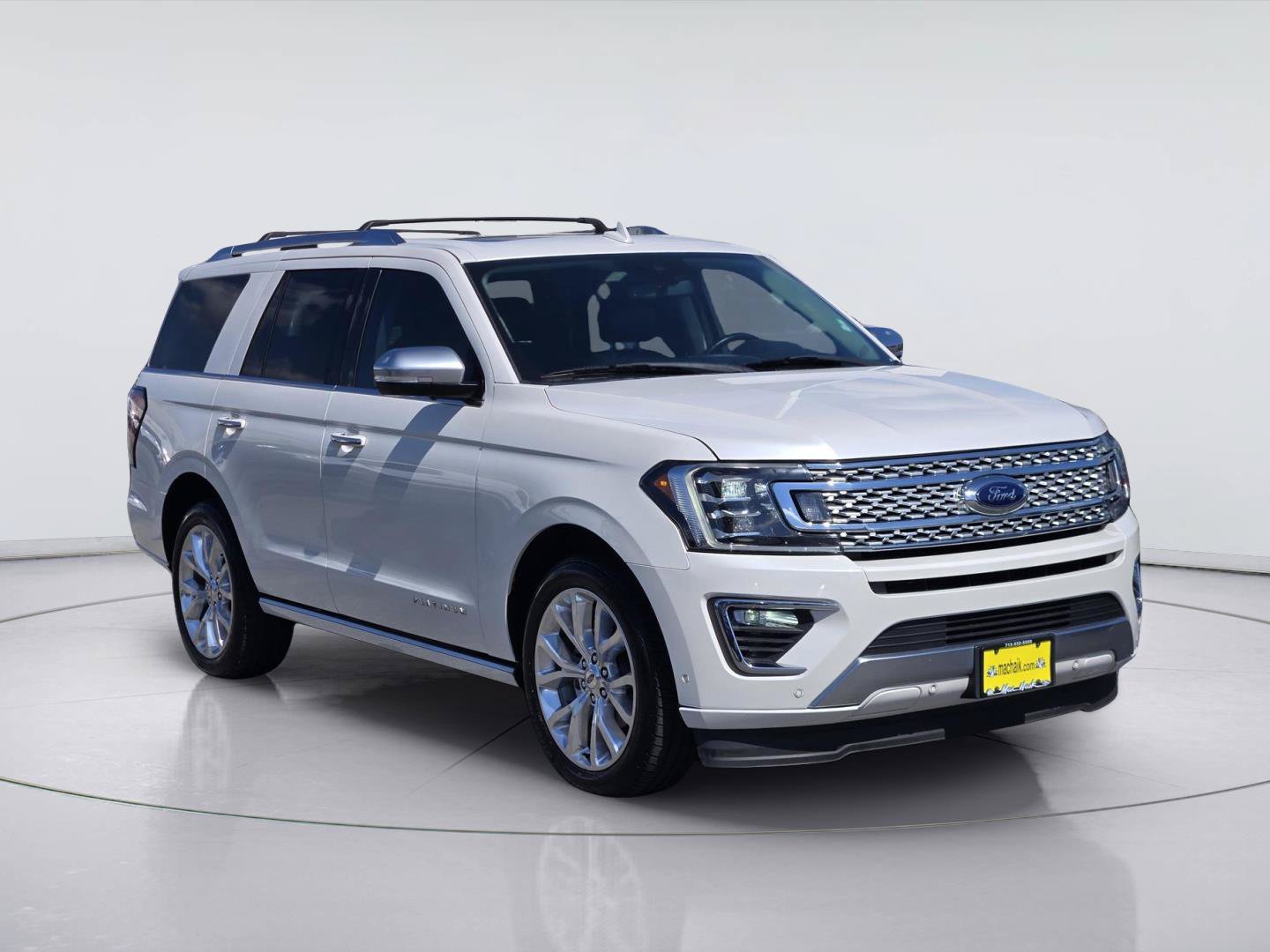 Used 2019 Ford Expedition Platinum RWD image 3