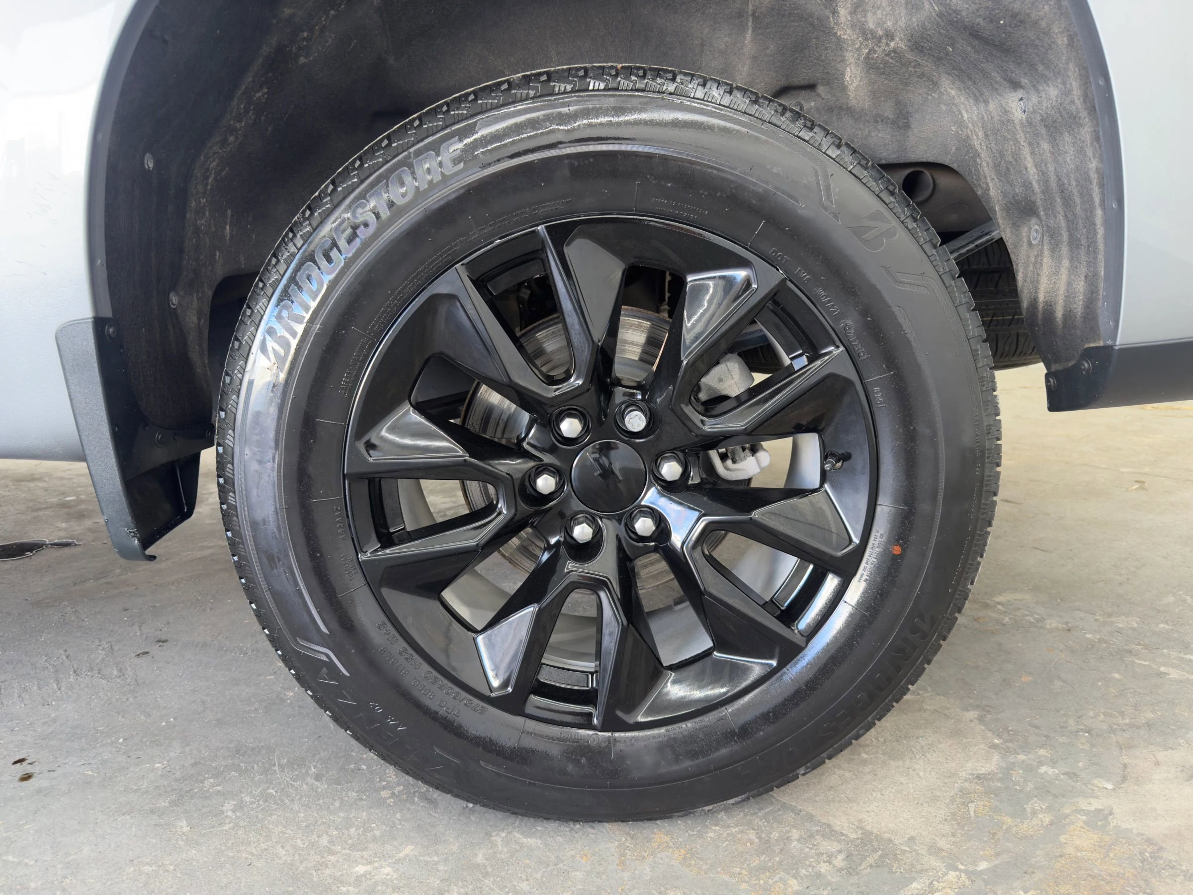 Used 2024 Chevrolet Silverado 1500 Custom RWD image 14