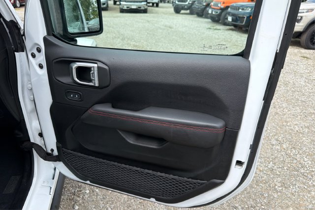 Used 2021 Jeep Gladiator Rubicon AWD/4WD image 19
