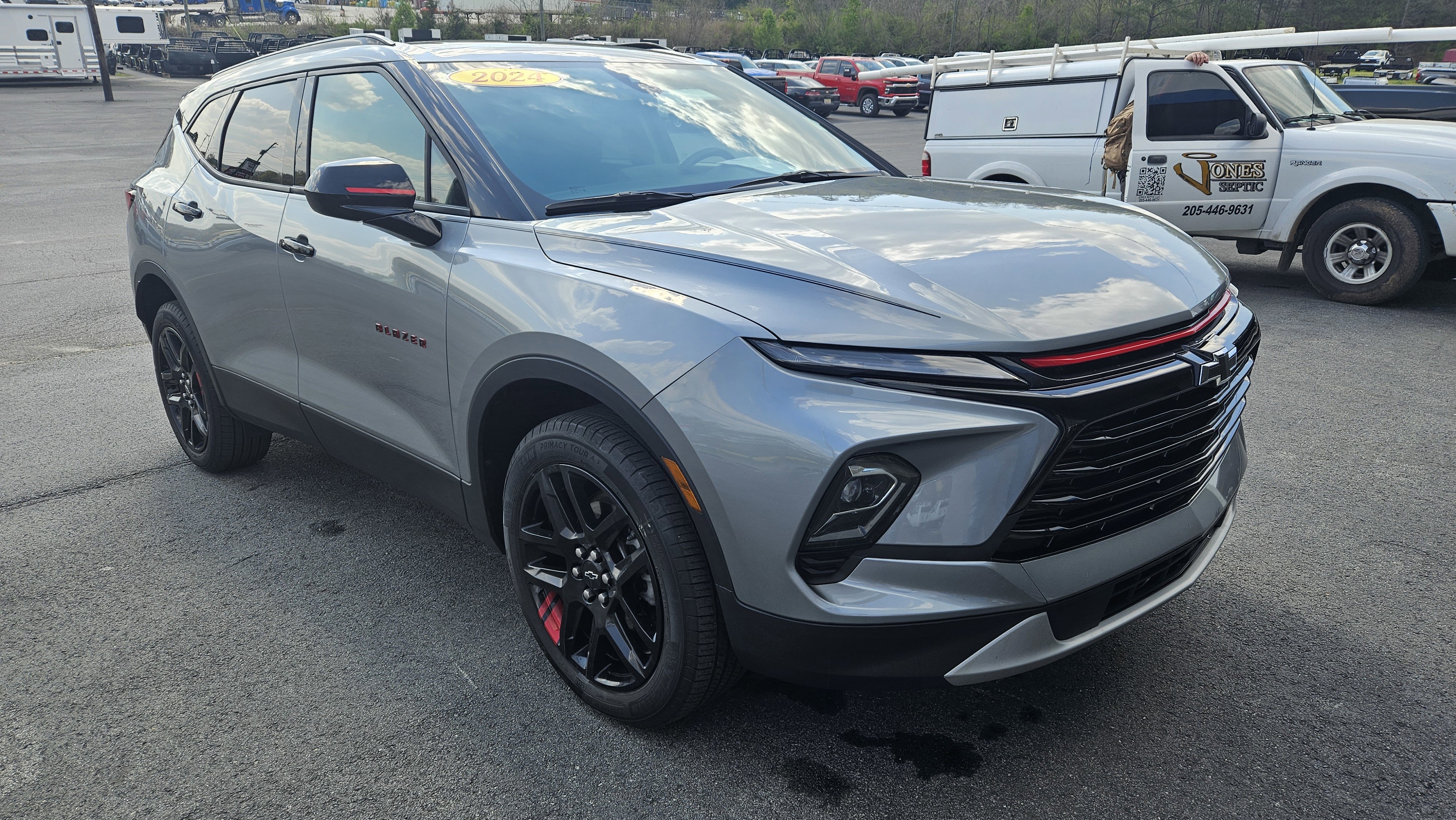 Used 2024 Chevrolet Blazer LT w/ Redline Edition image 4