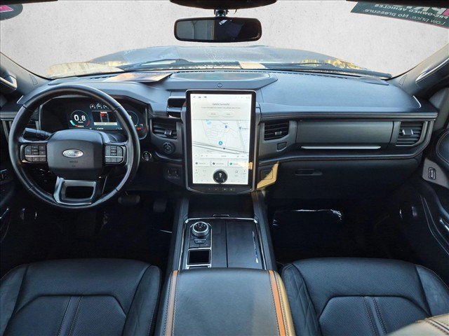 Used 2023 Ford Expedition Platinum RWD image 15
