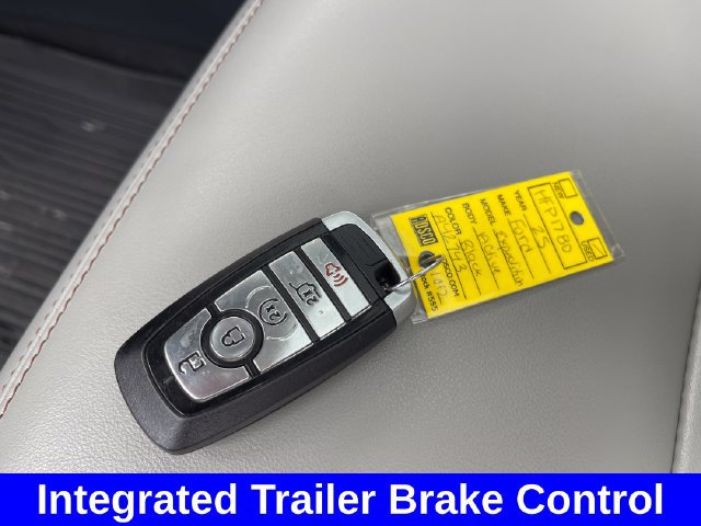 Used 2025 Ford Expedition Active AWD/4WD image 27