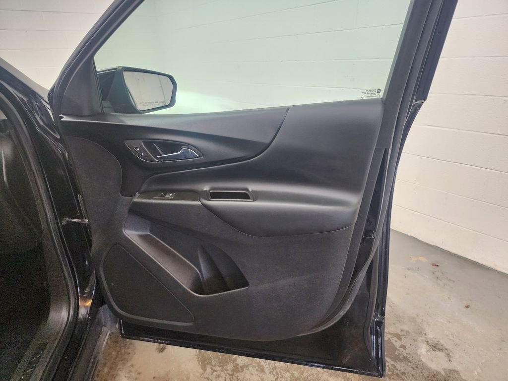 Used 2022 Chevrolet Equinox LT image 33