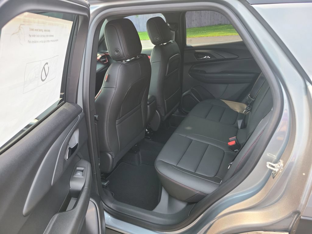 New 2026 Chevrolet TrailBlazer RS w/ Driver Confidence Package AWD/4WD image 18