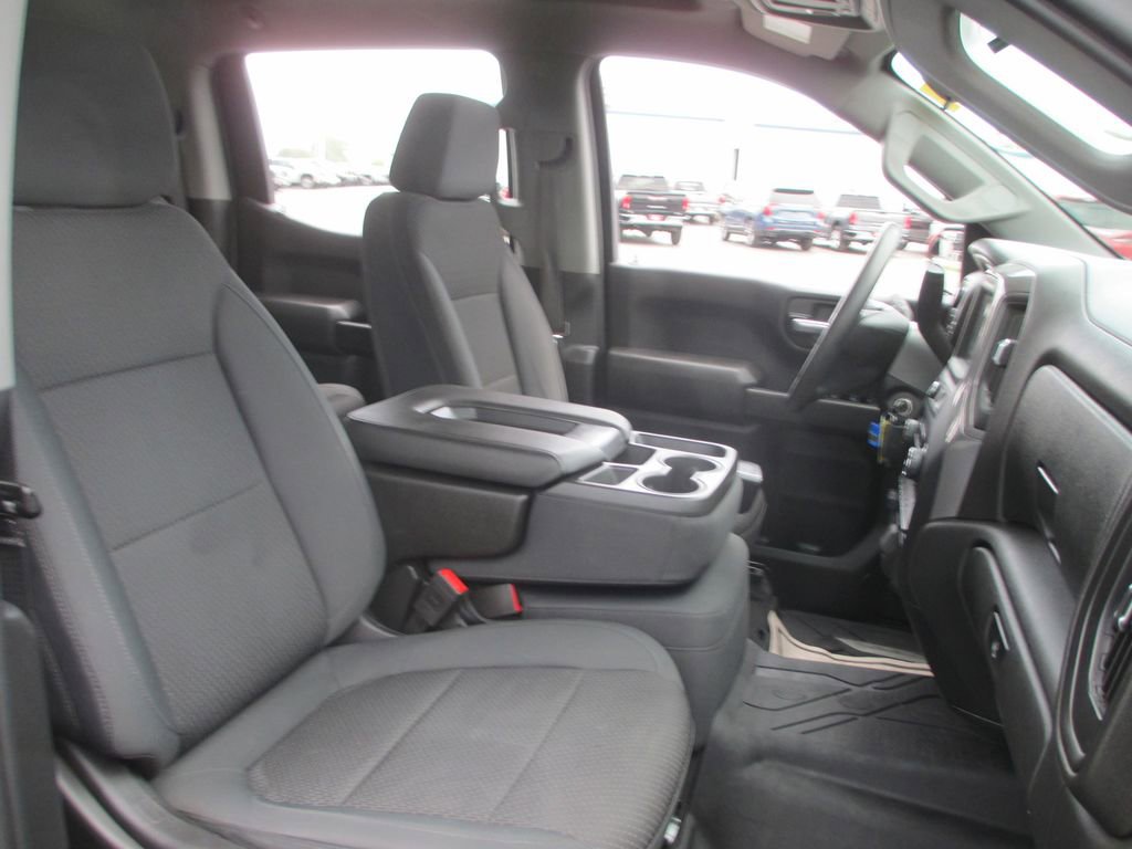 Used 2019 Chevrolet Silverado 1500 Custom Trail Boss w/ Custom Convenience Package image 19