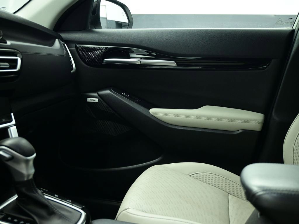 Used 2022 Kia Seltos SX image 58