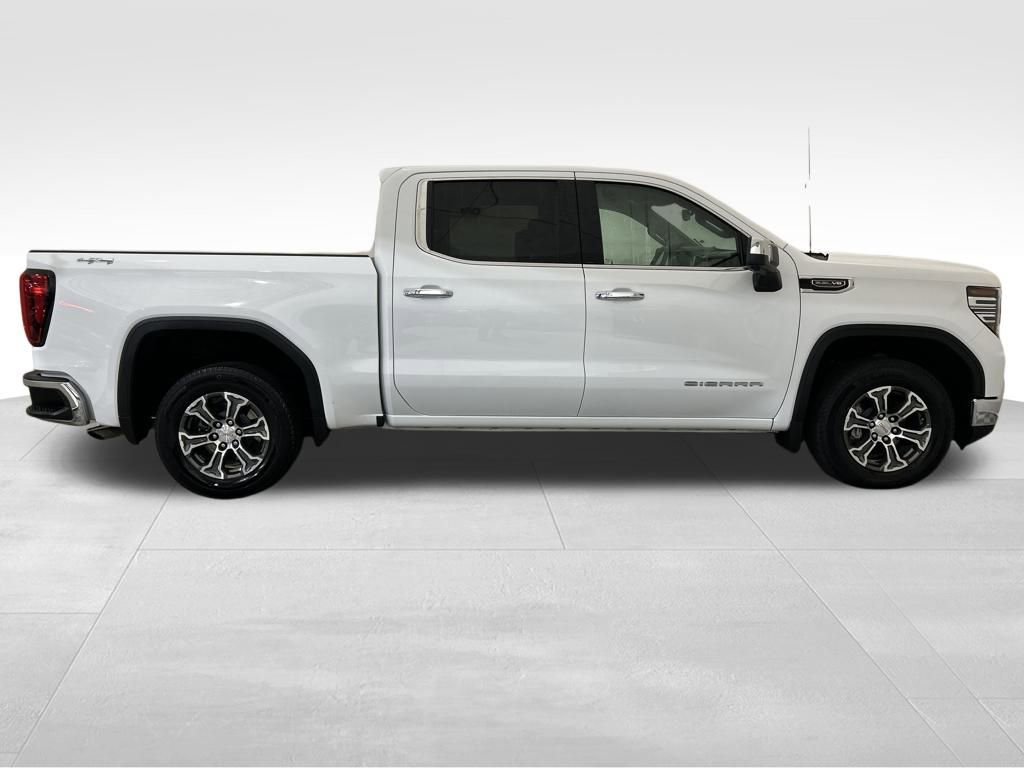 Used 2025 GMC Sierra 1500 SLT image 8