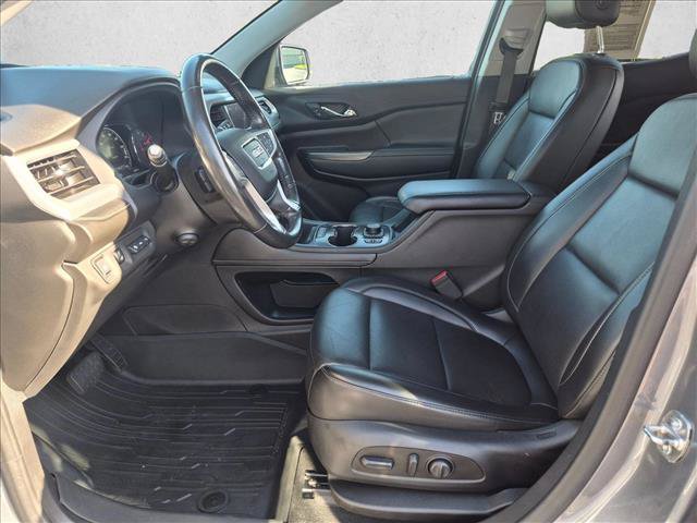 Used 2021 GMC Acadia SLT w/ Technology Package FWD image 15
