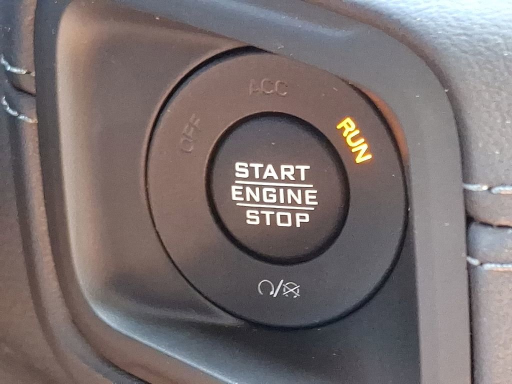 New 2025 Jeep Wrangler Sahara w/ Technology Group image 21