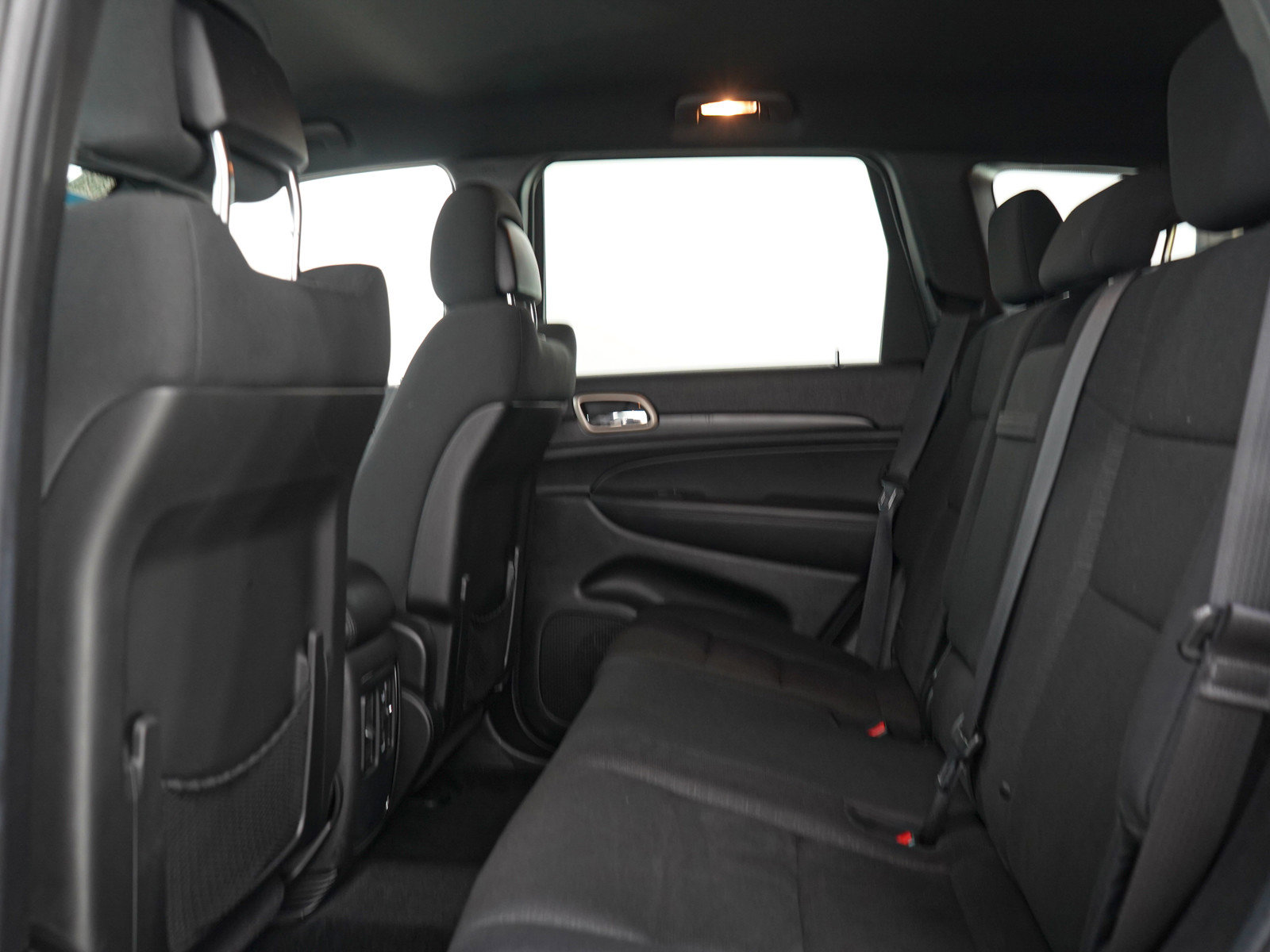 Used 2014 Jeep Grand Cherokee Laredo AWD/4WD image 19