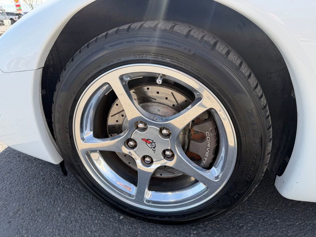 Used 2000 Chevrolet Corvette Convertible image 35