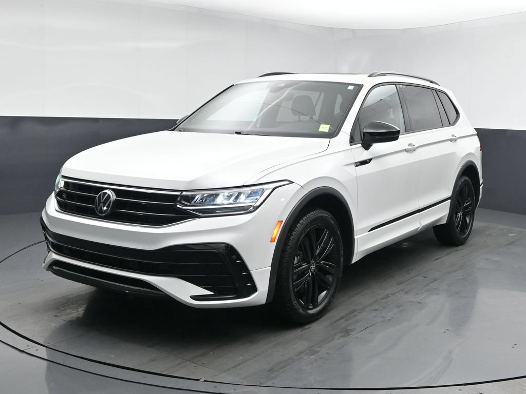 Used 2022 Volkswagen Tiguan SE R-Line AWD/4WD image 26