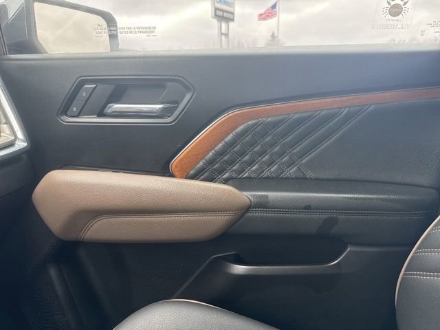 Used 2023 GMC Canyon Denali image 28