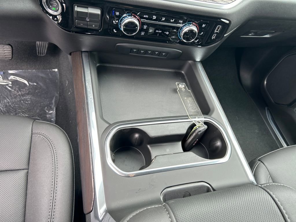 New 2026 GMC Sierra 2500 SLT w/ SLT Premium Package image 15