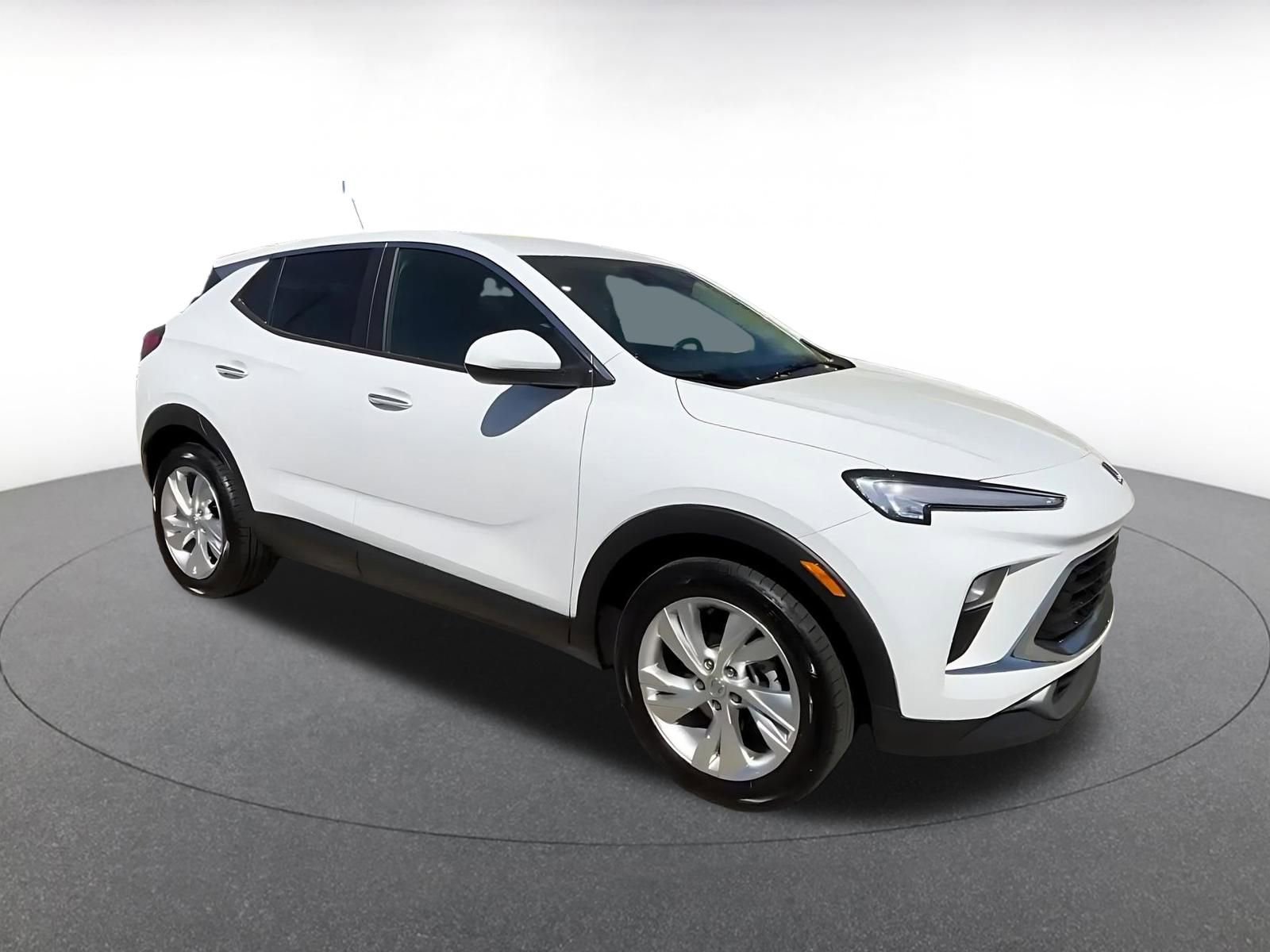 Used 2025 Buick Encore GX Preferred image 2