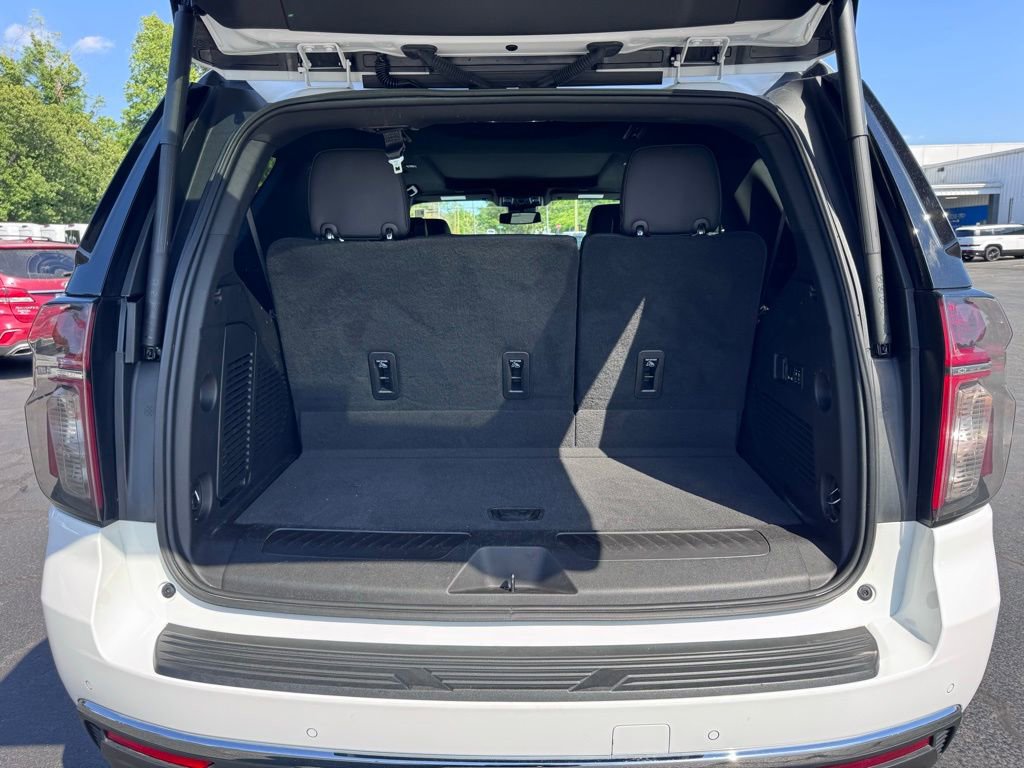 Used 2023 Chevrolet Tahoe LT w/ Luxury Package AWD/4WD image 43