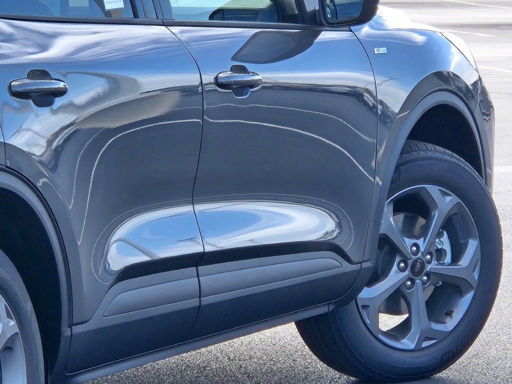 New 2026 Ford Escape ST-Line w/ Cold Weather Package image 11