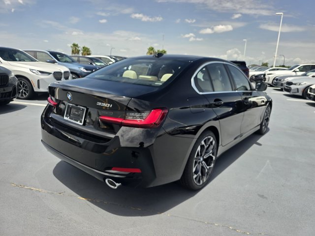 New 2026 BMW 330i Sedan w/ Premium Package RWD image 2