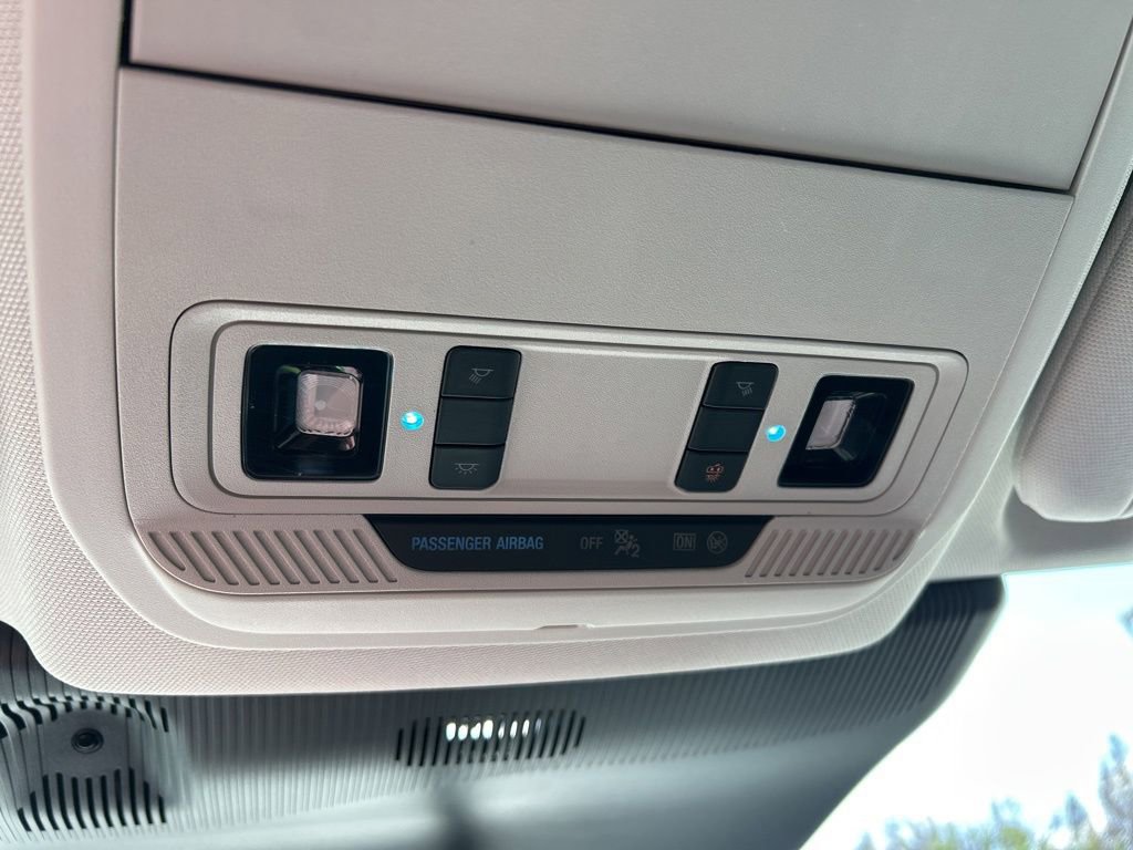 Used 2025 Ford Explorer Active RWD image 38