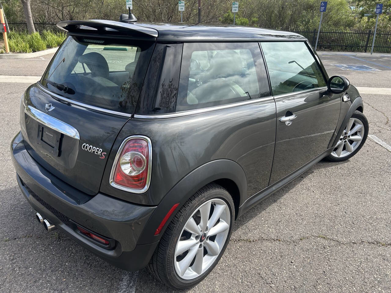 Used 2013 MINI Cooper S image 3