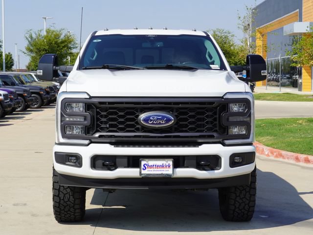 Used 2024 Ford F250 Lariat w/ Sport Appearance Package AWD/4WD image 5