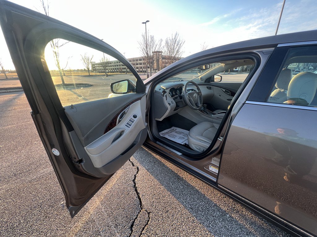 Used 2012 Buick LaCrosse Premium image 16