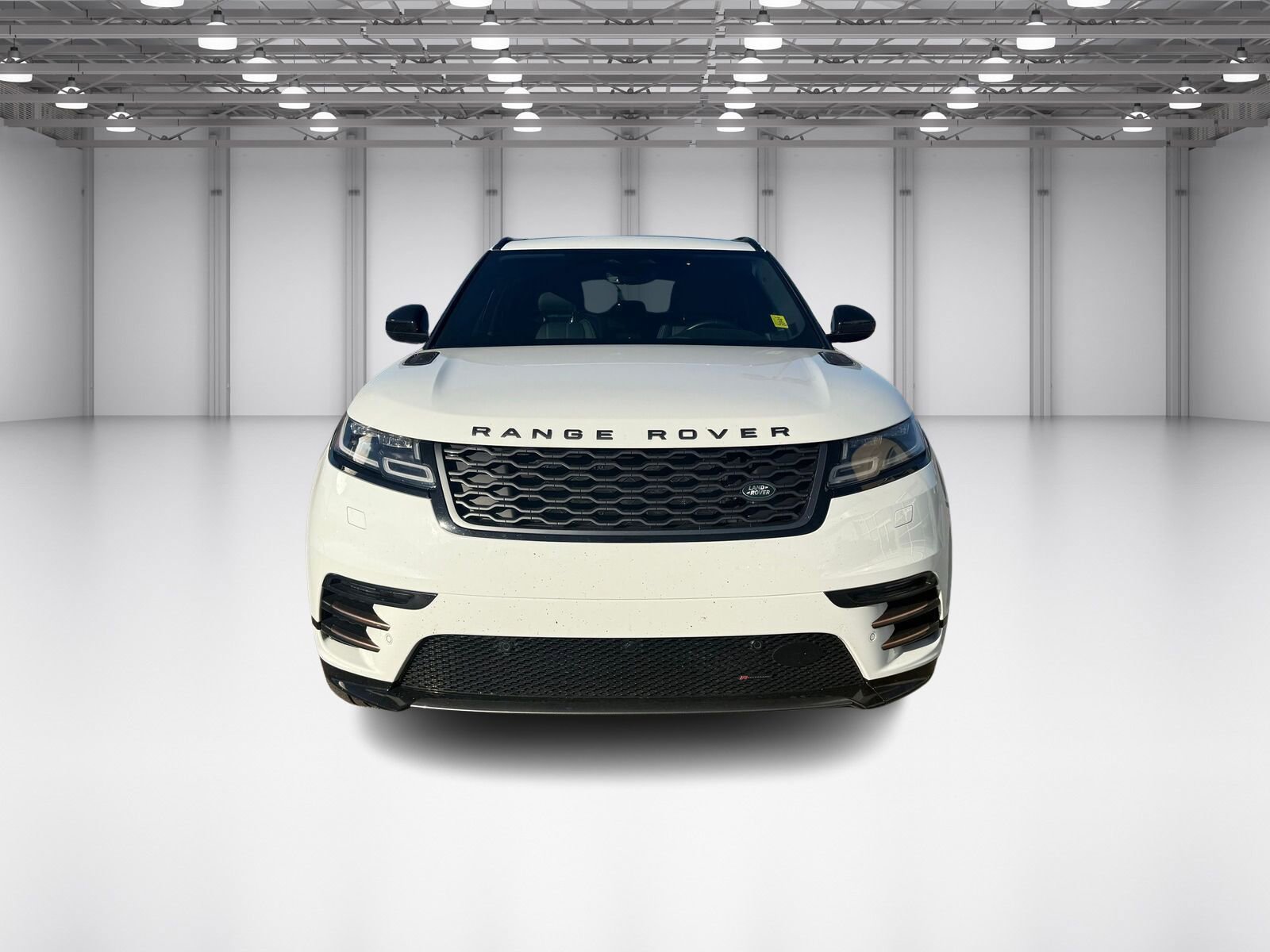 Used 2022 Land Rover Range Rover Velar R-Dynamic S image 2