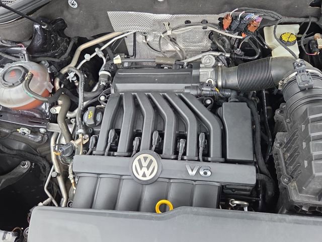 Used 2023 Volkswagen Atlas SE w/ Black Wheel Package FWD image 10