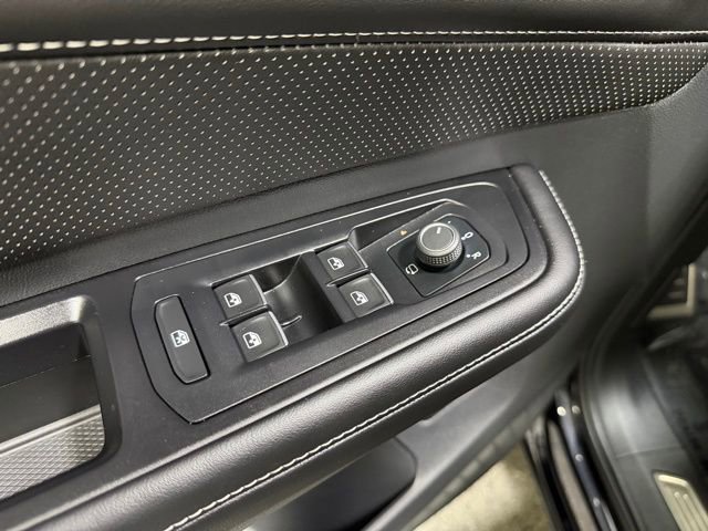 Used 2024 Volkswagen Atlas SEL Premium R-Line image 23