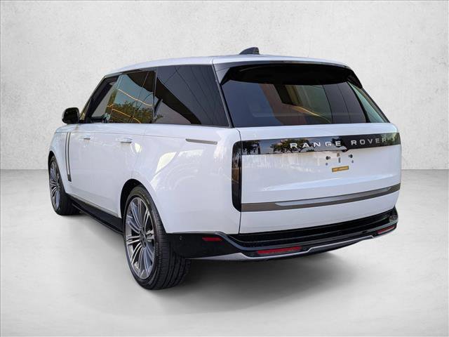 Certified 2025 Land Rover Range Rover SE image 8