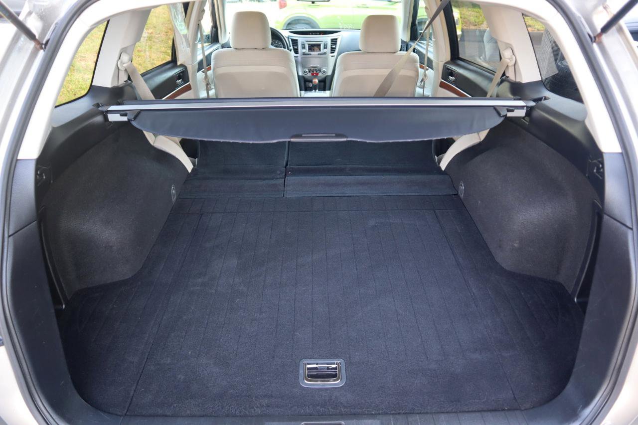 Used 2014 Subaru Outback 2.5i Premium image 45