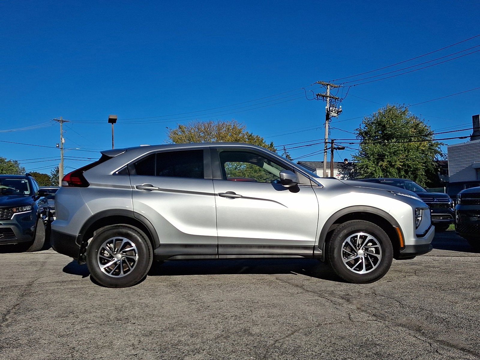 Used 2024 Mitsubishi Eclipse Cross ES image 8