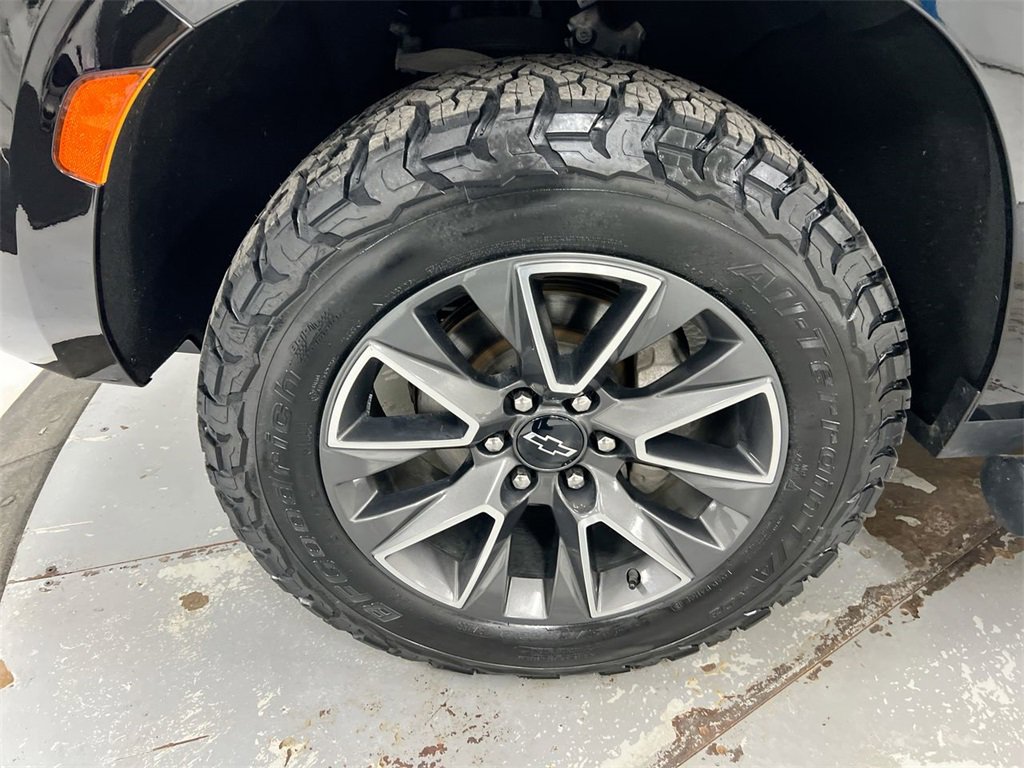 Used 2023 Chevrolet Tahoe Z71 w/ Luxury Package image 26