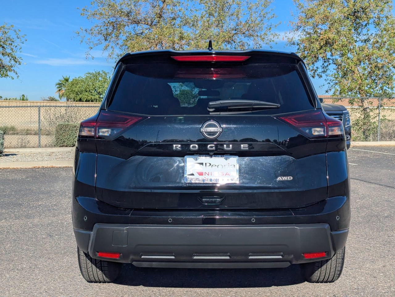 Certified 2025 Nissan Rogue SV image 5