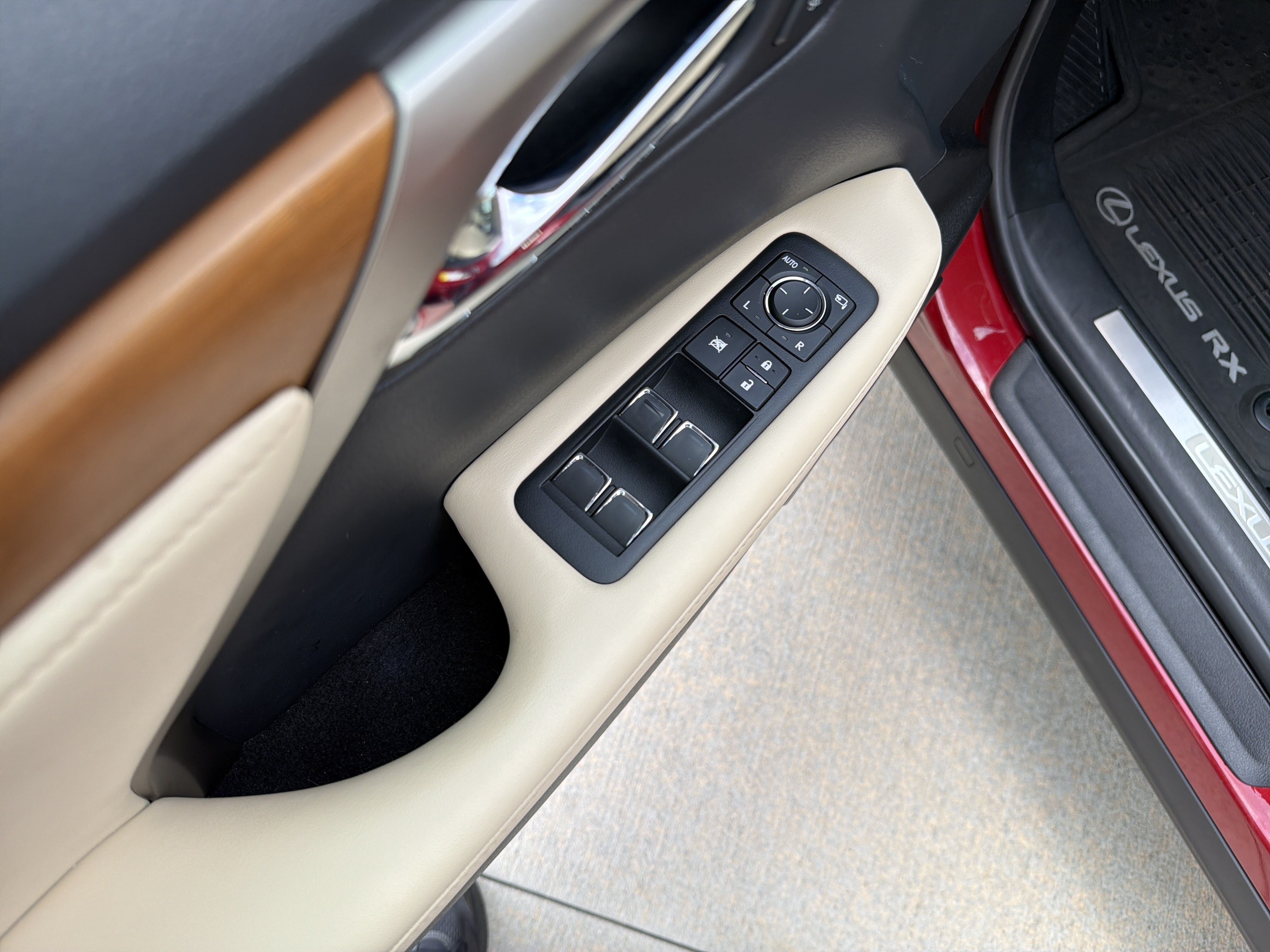 Used 2022 Lexus RX 350 FWD w/ Premium Package image 15